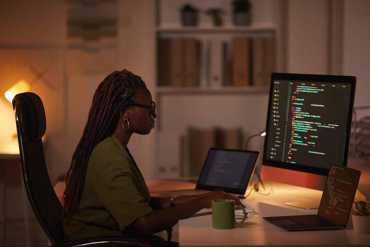 What’s the Difference Between Back-End and Front-End Engineers?